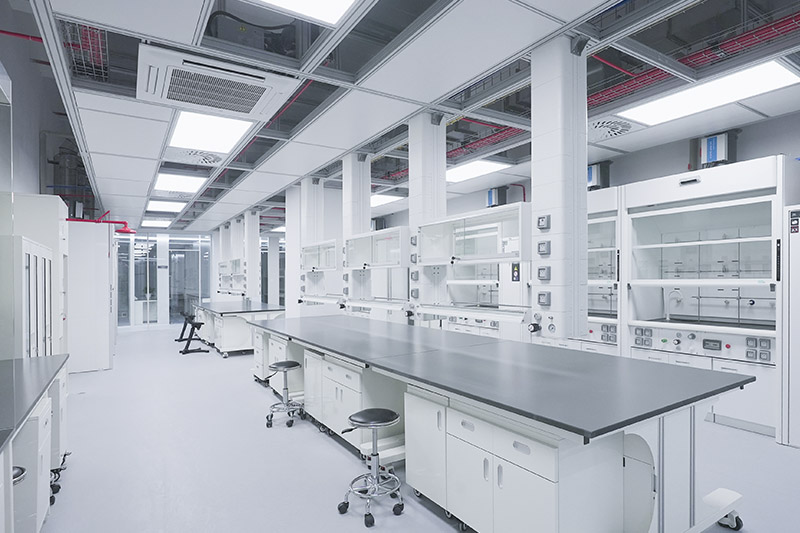 奈曼实验室革新：安全与科技的现代融合